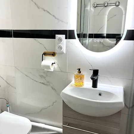 Lucas Salle De Bain Privative Paris