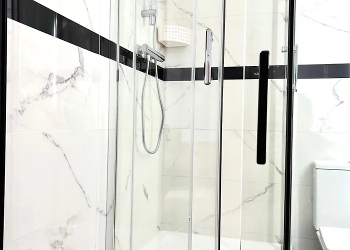 Lucas Salle De Bain Privative ホームステイ パリ