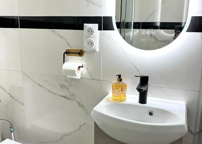 Lucas Salle De Bain Privative パリ