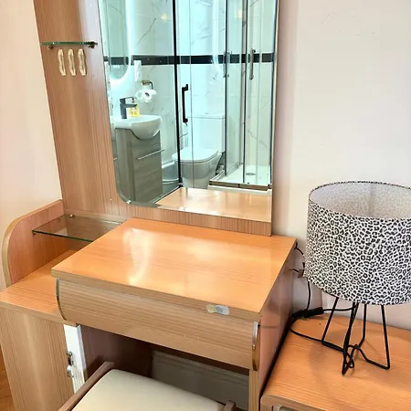 Lucas Salle De Bain Privative Δωμάτια σε οικογενειακή κατοικία *
